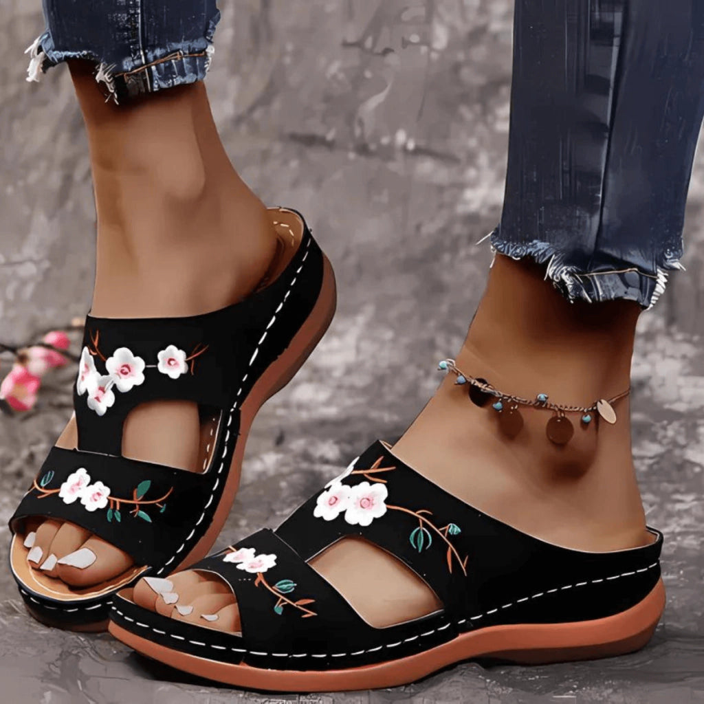 sandalia-feminina-preta-blossom-loja-ortopedic